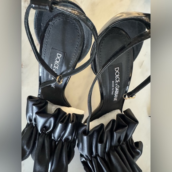 New Dolce and Gabbana heels. Worn once for a photoshoot - Picture 7 of 8